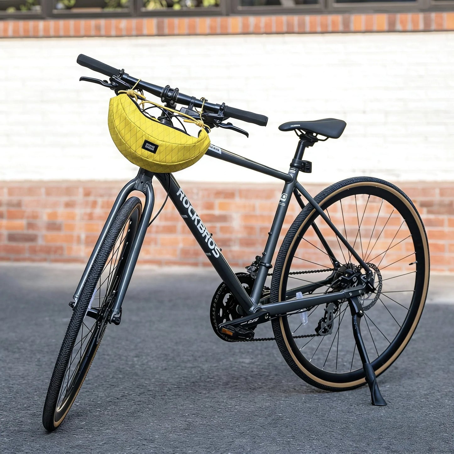 Bike Handlebar Bag Lightweight Crossbody Cycling Bag 1.8L