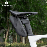 Waterafstotende zadeltas met remsensor-achterlicht AS-078-1